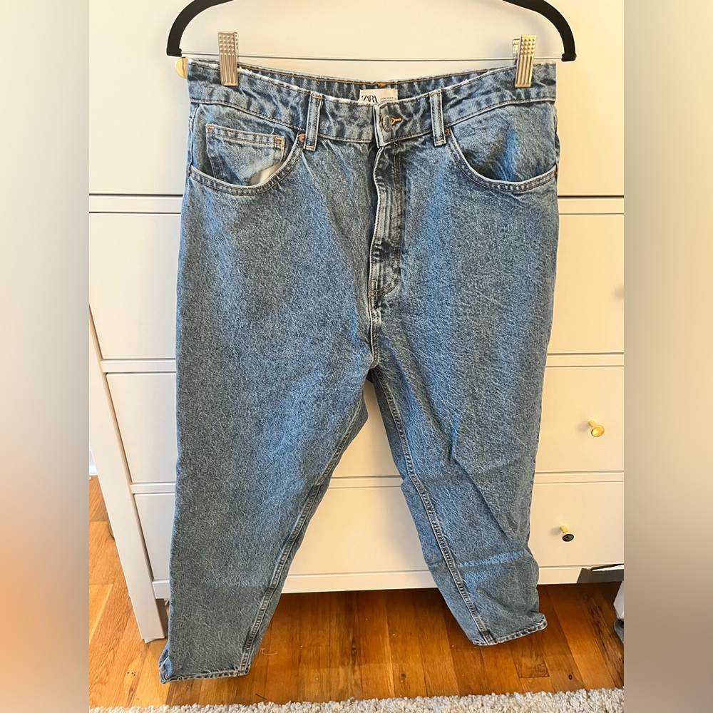 Straight leg jean